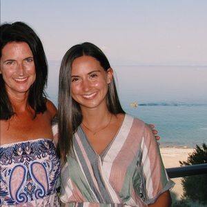 Meet your Posher, Cecilia